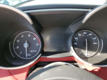 Alfa Romeo Giulia II Sedan Facelifting 2.0 Turbo 280KM 2021 Alfa Romeo Giulia Sport, 2021r., 2.0L 2.0 Benzyna 280KM, zdjęcie 9