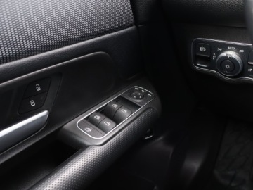 Mercedes GLB SUV 2.0 180d 116KM 2021 Mercedes GLB GLB 180 d, Salon Polska, zdjęcie 16