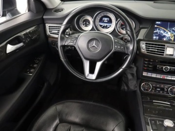 Mercedes Klasa A W176 2013 Mercedes CLS 350 CDI, 261 KM, Automat, Skóra, zdjęcie 6