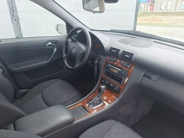 Mercedes Klasa C W203 Sedan W203 2.1 (C 220 CDI) 143KM 2003 Mercedes C 220 Automat.Auto po serwisie...Stan, zdjęcie 32