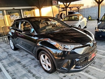 Toyota C-HR I Crossover 1.8 Hybrid 122KM 2019 Toyota C-HR Niski przebieg Zadbana 1.8 Hybryda 122KM, zdjęcie 1