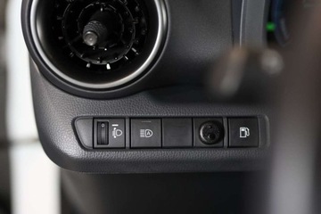 Toyota C-HR II SUV 2.0 Hybrid Dynamic Force 197KM 2023 Toyota C-HR 2.0 Hybrid Dynamic Force Style AWD 2.0 Hybryda 197KM, zdjęcie 8