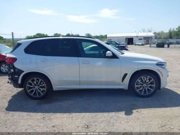 BMW X5 G05 2022 BMW X5 xDrive40i 2022 3.0l 3.0 Benzyna 335KM, zdjęcie 6