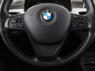 BMW X1 F48 Crossover xDrive18d 150KM 2017 BMW X1 2.0d Automat xDrive Advantage Klimatronik, zdjęcie 20