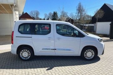 Toyota 2026 Proace City Verso Standard Business 1.5 100KM 2026, zdjęcie 3