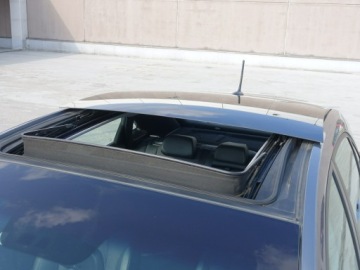 Hyundai i30 II Hatchback 3d 1.6 CRDi (HIGH)  128KM 2013 Hyundai i30 1.6 CRDI 128KM/Panorama, zdjęcie 30