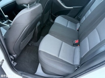 Hyundai i30 II Hatchback 3d 1.6 GDI 135KM 2013 Hyundai i30 Hyundai i30 blue 1.6 GDI YES Gold 1.6 Benzyna 135KM, zdjęcie 24