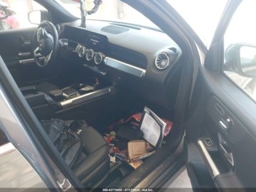 Mercedes GLB 2023 Mercedes-Benz GLB 250 4Matic 2023 2.0l 2.0 Benzyna 221KM, zdjęcie 6