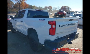 Chevrolet Silverado II 2020 Chevrolet Silverado _1500_Custom Trail Boss_4x4_5.3 L 5.3 Benzyna 355KM, zdjęcie 2