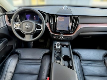 Volvo XC60 II Crossover Plug-In Facelifting 2.0 T8 455KM 2023 Volvo XC 60 INSCRIPTION panorama ful led, zdjęcie 17