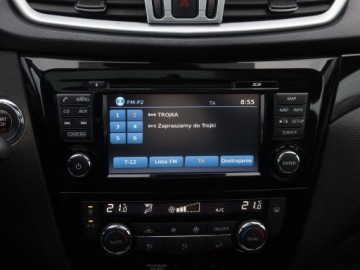 Nissan Qashqai II Crossover 1.2 DIG-T 115KM 2017 Nissan Qashqai 1.2 DIG-T, Salon Polska, zdjęcie 11