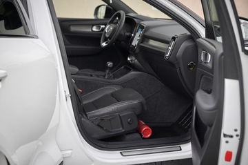 Volvo XC40 2021 R-DESIGN ___ SUPER PREZENCJA__ PANORAMA __HARMAN KARDON__KEYLES GO, zdjęcie 22