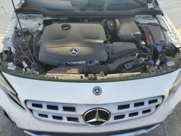 Mercedes GLA I 2018 Mercedes-Benz GLA 2018 MERCEDES-BENZ GLA 250 2.0 Benzyna 208KM, zdjęcie 13