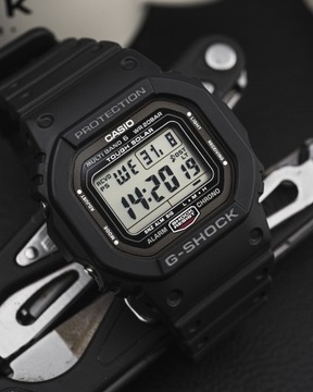 Czarny zegarek męski Casio G-Shock GW-5000U SOLAR