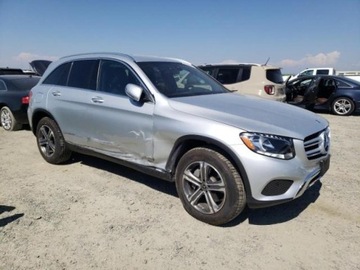 Mercedes GLC C253 2019 Mercedes-Benz GLC Mercedes-Benz GLC 300 SUV, od ubezpieczalni 2.0 Benzyna, zdjęcie 2
