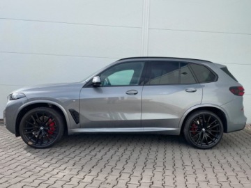 BMW X5 G05 SUV Facelifting 3.0 40d 352KM 2026 BMW X5 xDrive40d Sport Suv 3.0 (352KM) 2026, zdjęcie 1