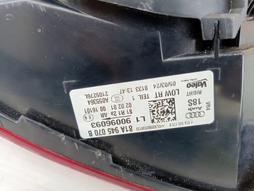 AUDI Q2 81A 16- SVĚTLO PRAVÝ ZADNÍ W 81A945070B ORIG. EU JEHLA