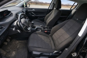 Peugeot 308 II Hatchback Facelifting 1.5 BlueHDI 102KM 2020 Peugeot 308 1.5 HDI Klima LED Zarejestrowany w Polsce !!!, zdjęcie 9