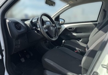 Toyota Aygo II Hatchback 3d Facelifting 1.0 VVT-i 72KM 2020 Toyota Aygo 1.0 VVT-i X Salon PL Toyota Mikolajczak Leszno Benzyna, zdjęcie 13