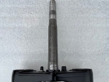 Нижняя полка Yamaha MT 125 2020-24 гг.