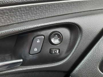 Opel Insignia I Hatchback Facelifting 1.6 CDTI Ecotec 136KM 2016 Opel Insignia Zarejestrowany I ubezpieczony, po, zdjęcie 16