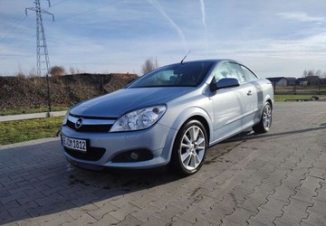 Opel Astra H Cabrio 1.6 Twinport ECOTEC 105KM 2008 Opel Astra Opel Astra TwinTop 1.6 Cosmo