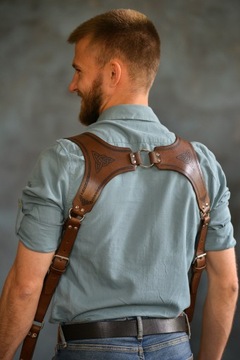 Кожаные фотографические подтяжки CH. Модель «КЕЛЬТ».