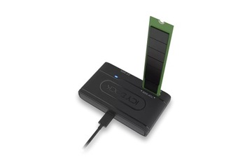 Адаптер ICY DOCK USB 3.2 Gen 2 (Type-C) на 2,5-дюймовый SSD/HDD SATA и NVM M.2
