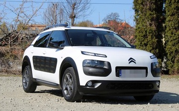 Citroen C4 Cactus Crossover Facelifting 1.2 PureTech 110KM 2018 Citroen C4 Cactus Zarejestrowany Doinwestowany 1.2 Benzyna 110KM, zdjęcie 2