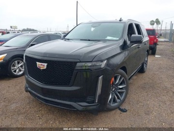 Cadillac Escalade III 2023 Cadillac Escalade 2023 CADILLAC ESCALADE 2WD SPORT 6.2 Benzyna 420KM, zdjęcie 2