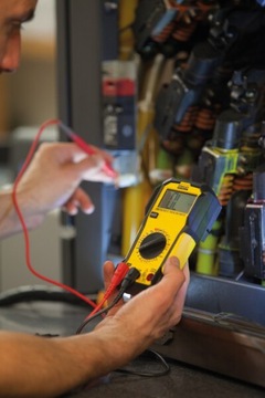 STANLEY FatMax FMHT82565-0 Miernik elektryczny