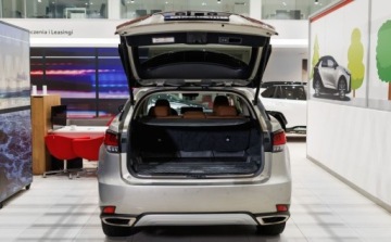 Lexus RX IV SUV Facelifting RX 300 238KM 2021 Lexus RX 300 F-Impression 2.0 Benzyna 238KM, zdjęcie 18