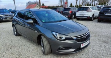 Opel Astra J GTC 1.6 Turbo ECOTEC 200KM 2017 Opel Astra 1.6T 200kM SPORT Full Led Navi Skory Grzane Fotele i Kierownica, zdjęcie 13
