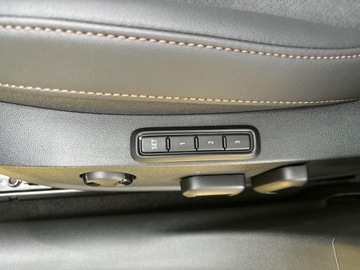 Cupra Formentor Crossover 1.5 TSI 150KM 2025 Cupra Formentor 1.5 eTSI 150 KM 7-biegowa automaty, zdjęcie 11