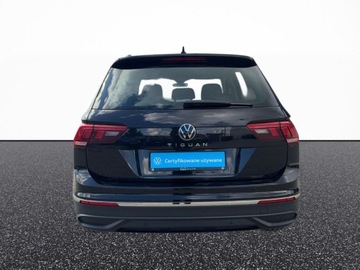Volkswagen Tiguan II SUV Facelifting 1.5 TSI 150KM 2022 Volkswagen Tiguan pakiet zimowy, tempomat aktywny, lane assist, 1.5 Benzyna, zdjęcie 7