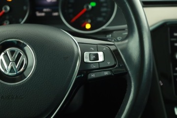 Volkswagen Passat B8 Variant 2.0 TDI BlueMotion SCR 190KM 2018 VW Passat 2.0 TDI, Serwis ASO, 187 KM, 4X4, zdjęcie 19