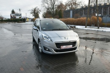 Peugeot 5008 I Minivan Facelifting 2.0 HDi 150KM 2015 Peugeot 5008 2.0HDi 150KM Manual 2015r. Salon 7os., zdjęcie 20