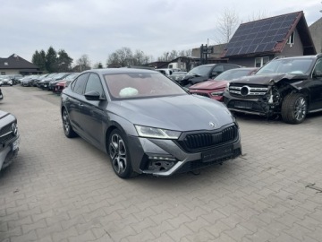 Skoda Octavia IV Liftback 2.0 TDI SCR 200KM 2023 Škoda Octavia Skoda Octavia RS Auto Klimatronik