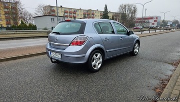 Opel Astra H Hatchback 5d 1.4 TWINPORT ecoFLEX 90KM 2007 Opel Astra Opel Astra III 1.4 Benz Klima II kpl opon 1.4 Benzyna 90KM, zdjęcie 6