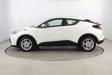Toyota C-HR I Crossover Facelifting 1.8 Hybrid 122KM 2022 Toyota C-HR 1.8 Hybrid, Serwis ASO, Automat, zdjęcie 2