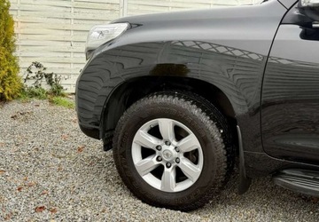 Toyota Land Cruiser VI MPV Faceliting 2.8 D-4D 177KM 2016 Toyota Land Cruiser Toyota Land Cruiser LC 2.8 D-4D Premium 2.8 Diesel, zdjęcie 20