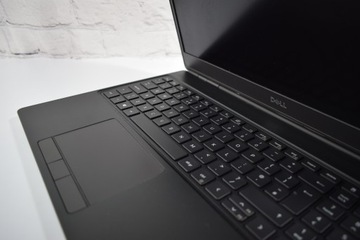 DELL 7550 i7-10850H | 16GB | 512SSD | FHD | RTX 3000 | 1068620