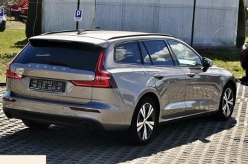 Volvo V60 II  2020 Volvo V60 B3 B Geartronic Momentum 163KM 2020r, zdjęcie 7