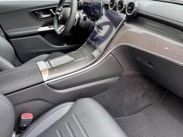 Mercedes GLC C254/X254 Coupe 2.0 220d 197KM 2026 GLC Coupe 220 d 4-Matic AMG Line 2.0 (197KM) 2026, zdjęcie 7