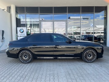 BMW Seria 7 G70 Sedan 3.0 40d 299KM 2024 740d xDrive Limousine, zdjęcie 8