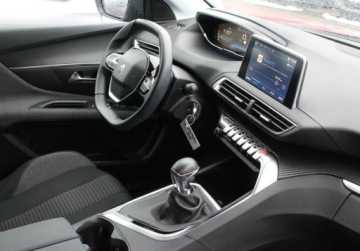 Peugeot 3008 II Crossover 1.2 PureTech 130KM 2019 Peugeot 3008 Jak Nowy 2019 Od RiA 1.2 Benzyna 130KM, zdjęcie 15