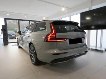 Volvo V60 II  Kombi Facelifting 2.0 B4 B 197KM 2026 V60 B4 | Pakiet Climate, zdjęcie 1