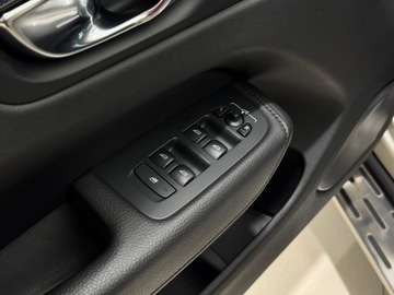 Volvo XC60 II 2021 Volvo XC 60 B4 Momentum PRO / 1 właściciel / Salon, zdjęcie 19