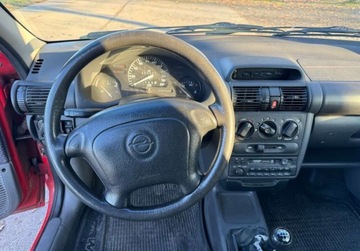 Opel Corsa B Hatchback 1.4 i 60KM 1997 Opel Corsa 1.4 LPG, wazne oplaty, wspomaganie 1.4 BenzynaLPG 60KM, zdjęcie 12