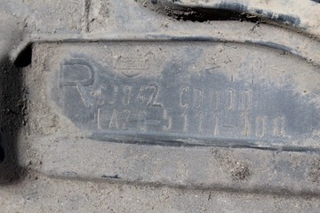 NISSAN 350Z PODBĚH PŘEDNÍ PRAVÉ 63844CD000 63842CD000